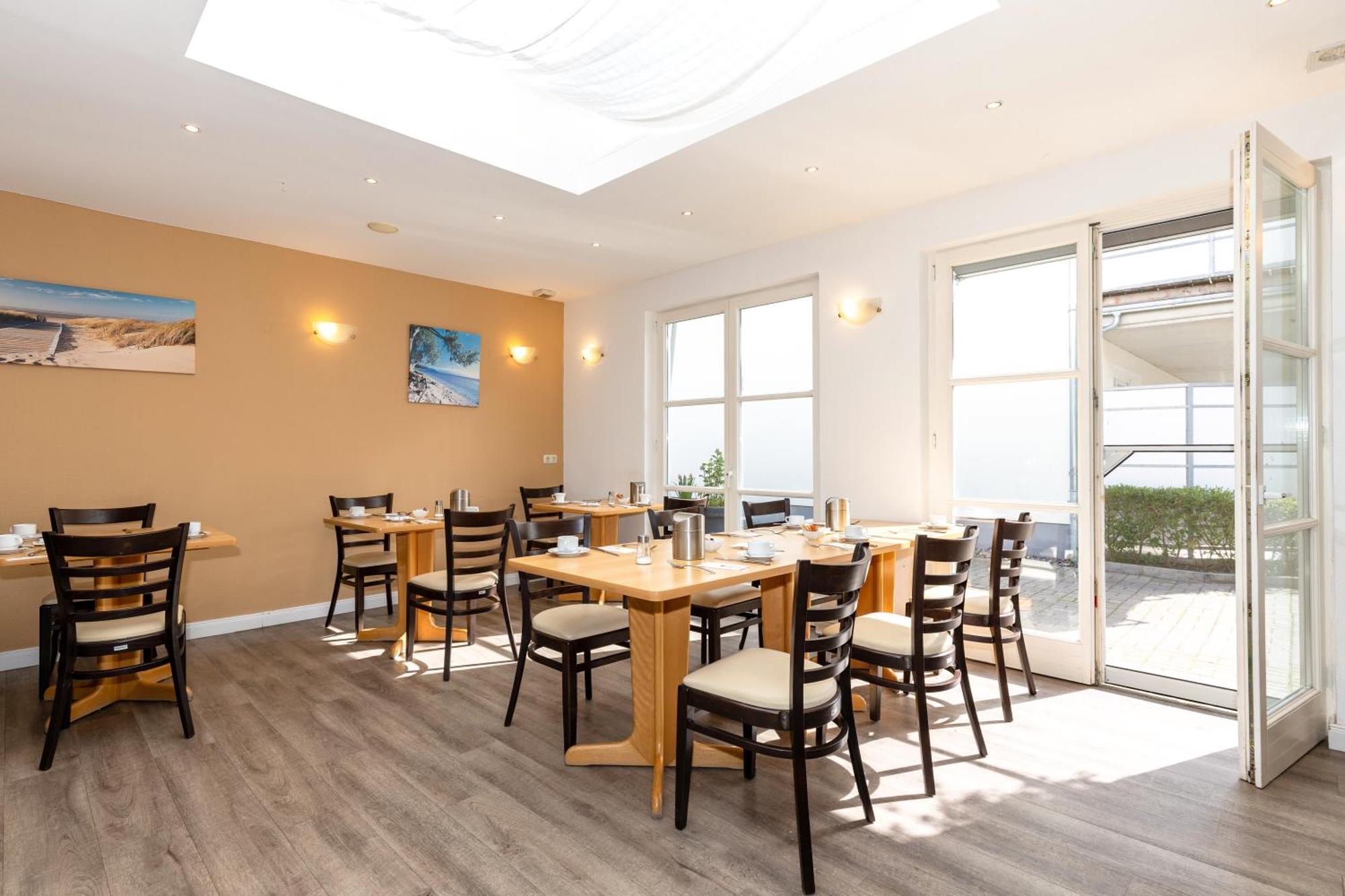 Hotel Zur Traube Ostseebad Kühlungsborn Exteriér fotografie