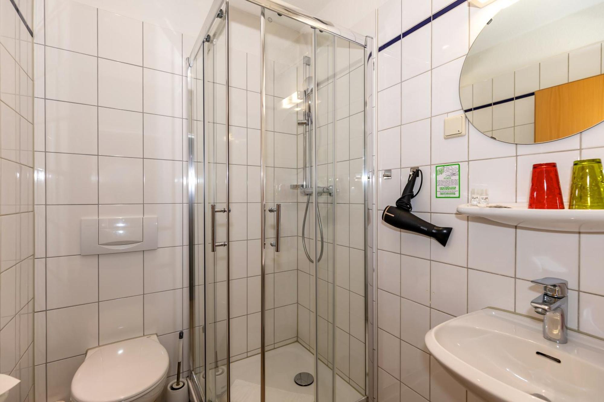 Hotel Zur Traube Ostseebad Kühlungsborn Exteriér fotografie